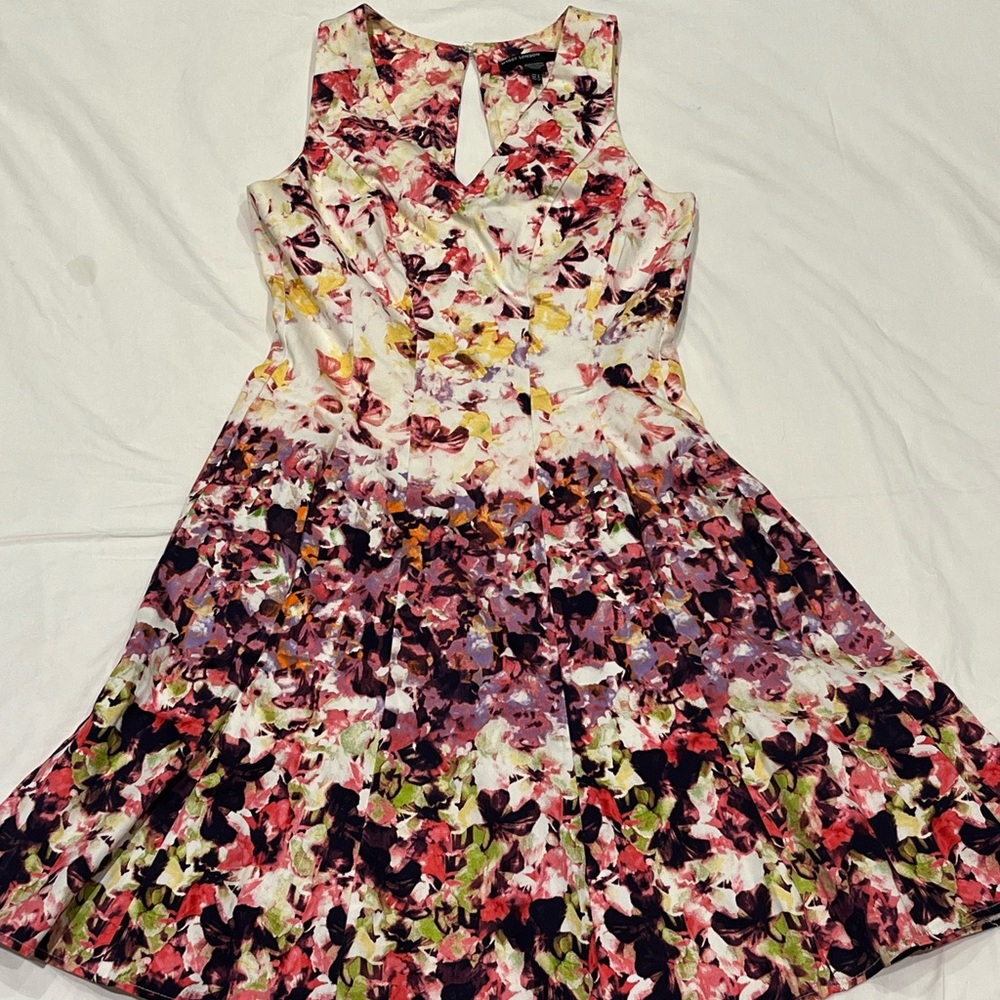 Maggy London Dress  Floral Rose Two Pocket Size 2